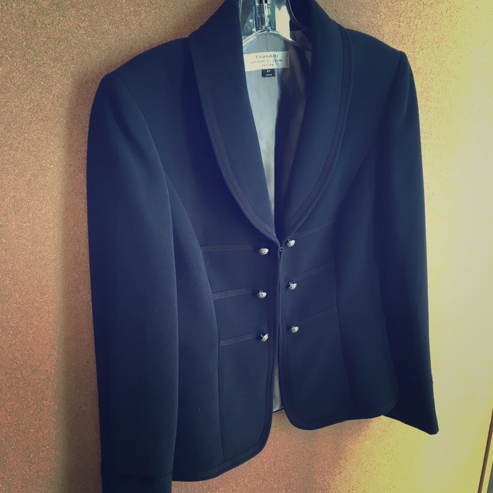 TAHARI, size 4p, Military Inspired Blazer